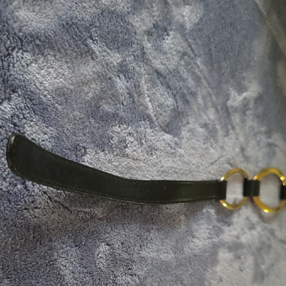 Vintage Gucci Black and Gold Oval Link Belt - Picture 12 of 14